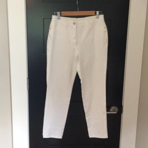 Chico’s (Size 0.5) “So Slimming” Ankle Jeans S6